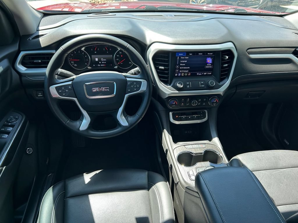 Used 2023 GMC Acadia SLT w/ Elevation Edition FWD image 17