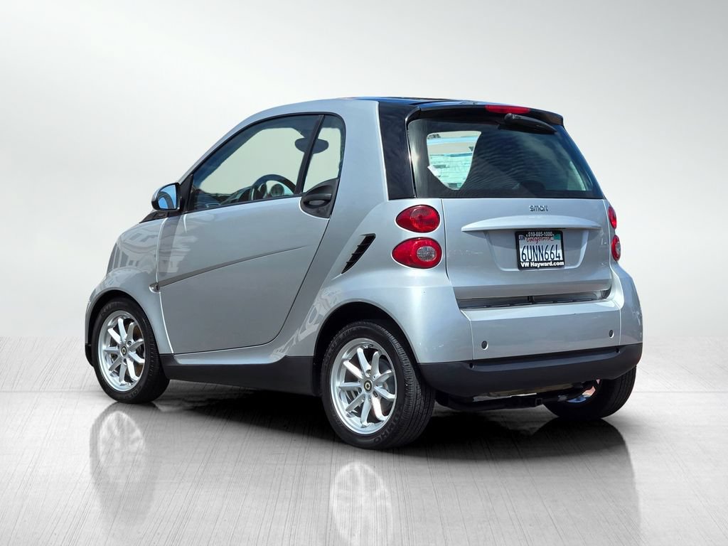 Used 2008 smart fortwo pure RWD image 7
