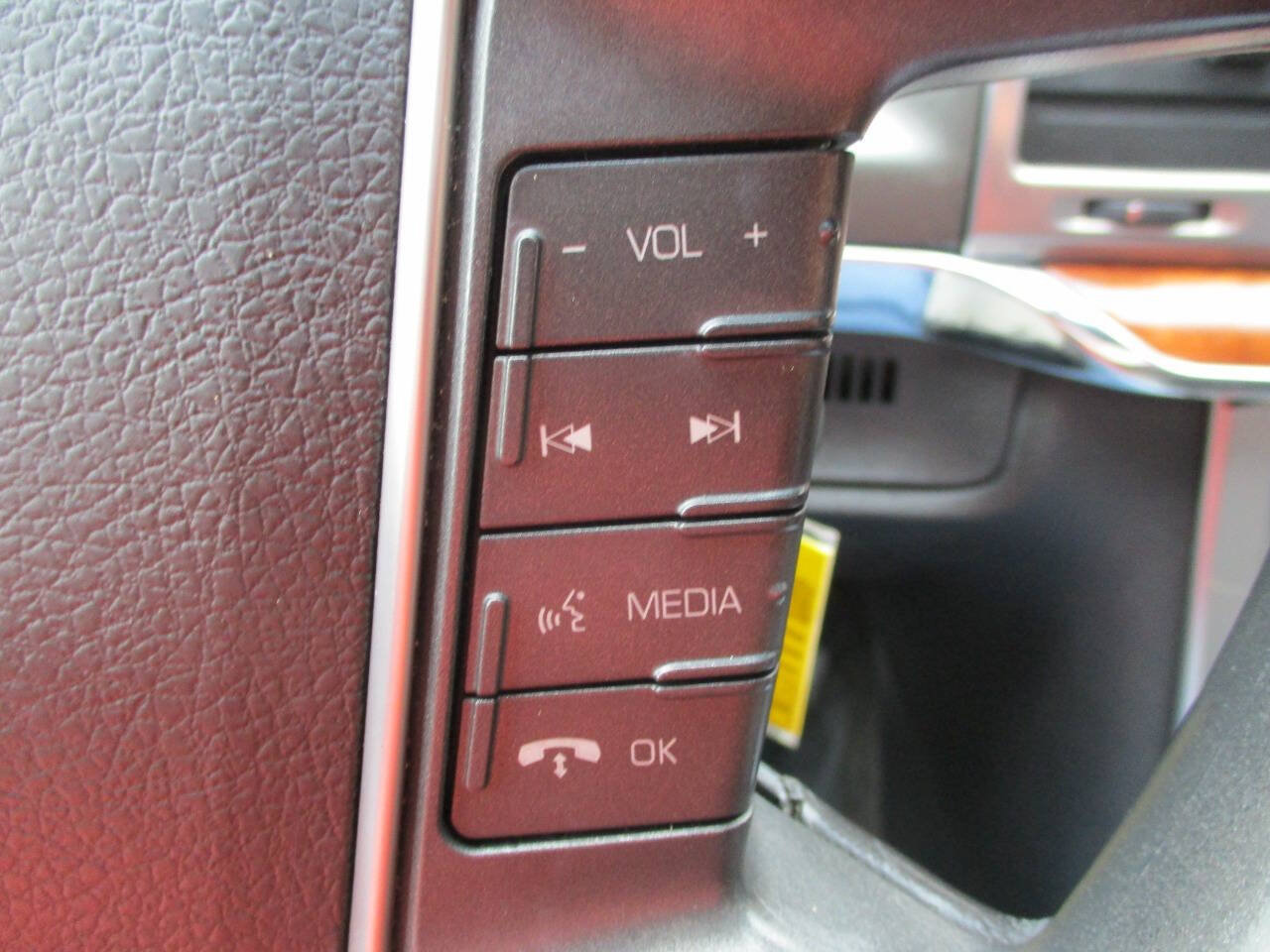 Used 2010 Lincoln MKZ FWD image 39