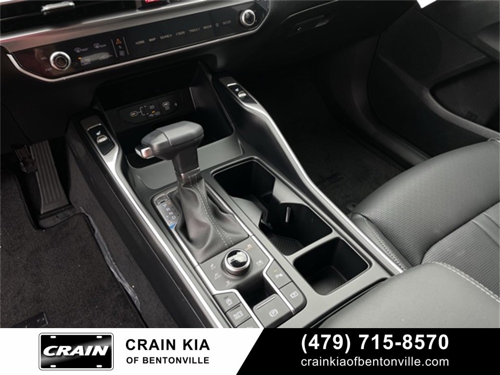 New 2025 Kia Sorento S image 18