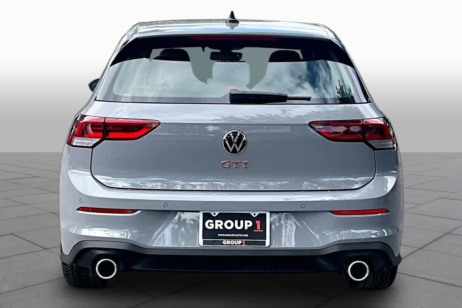 New 2026 Volkswagen GTI SE FWD image 4