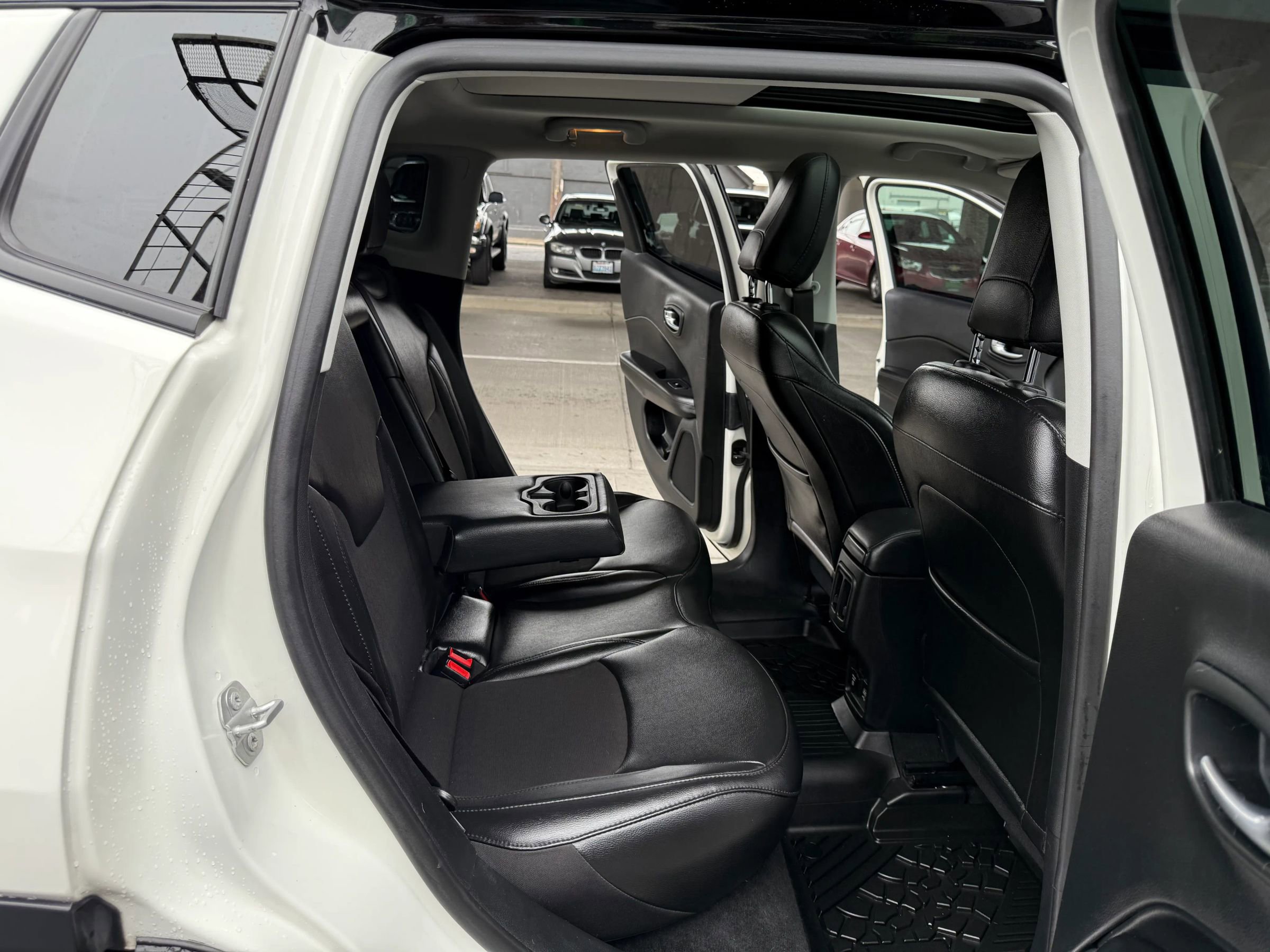 Used 2019 Jeep Compass Latitude image 19