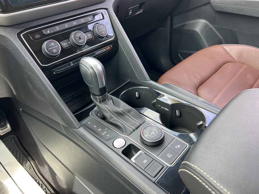 Used 2022 Volkswagen Atlas SEL Premium image 20