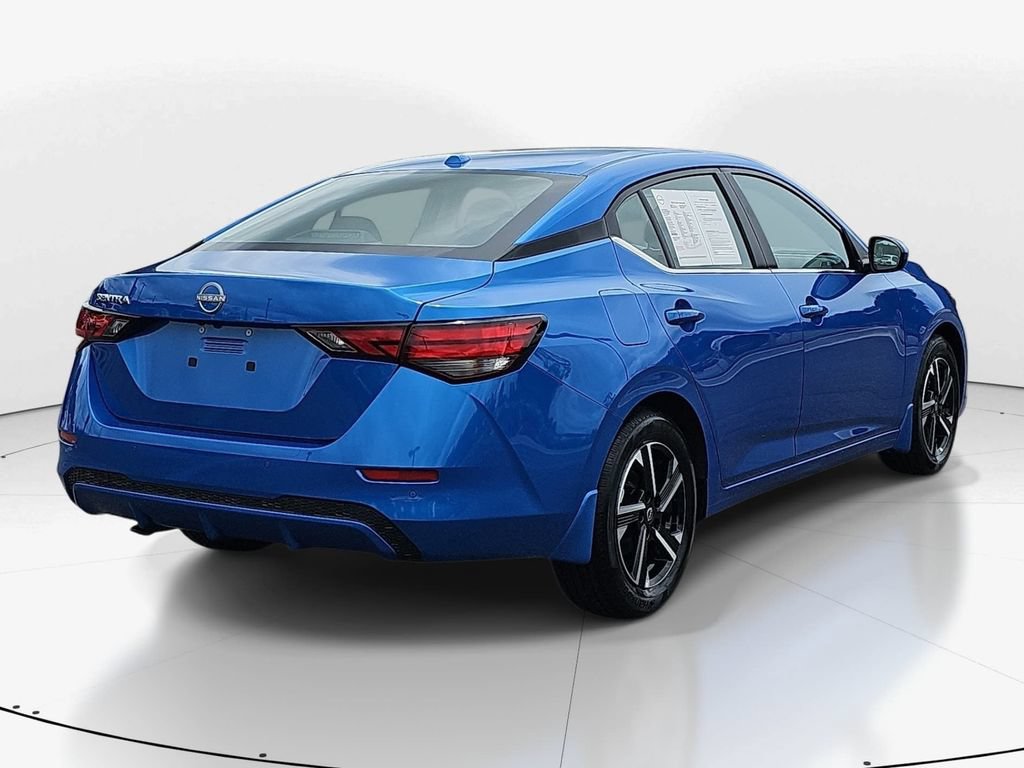 Used 2025 Nissan Sentra SV FWD image 6