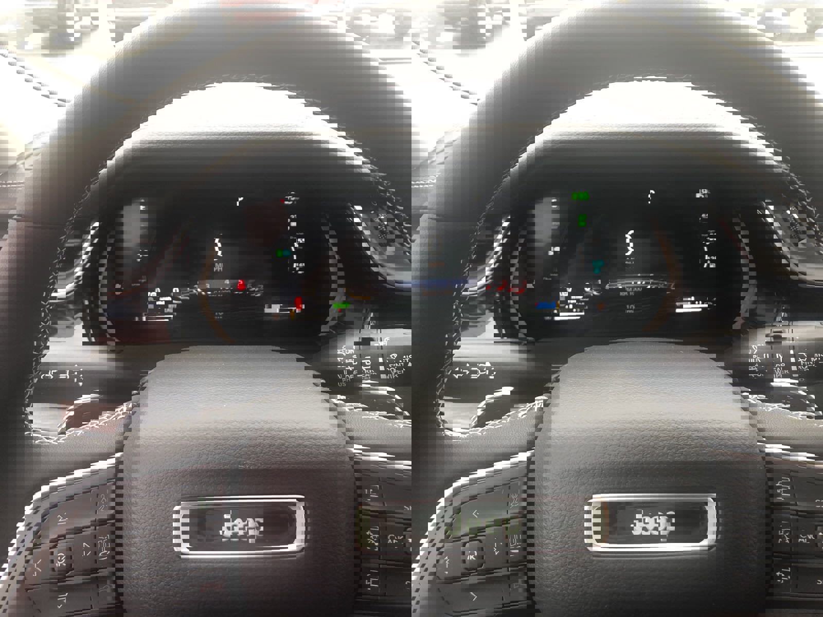 New 2023 Jeep Grand Cherokee 4WD 4xe image 39