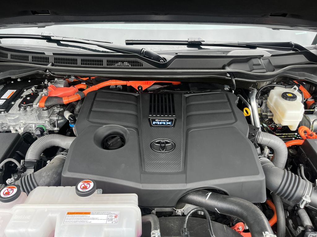 Used 2025 Toyota Sequoia TRD Pro AWD/4WD image 27