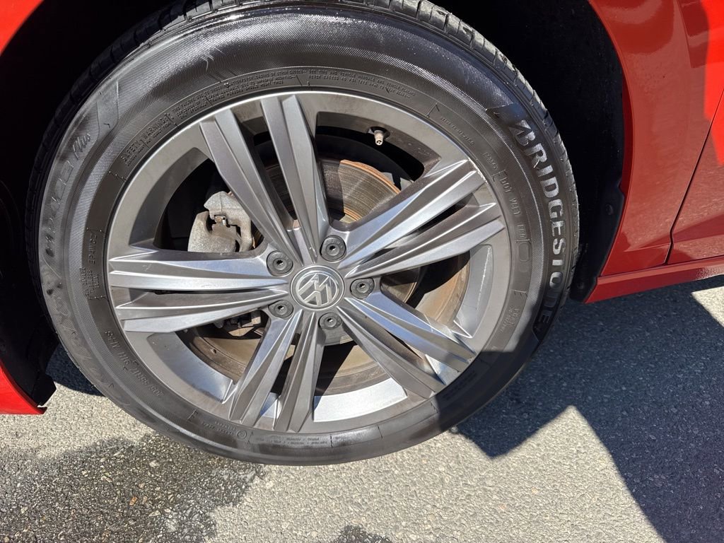 Used 2019 Volkswagen Jetta R-Line image 12