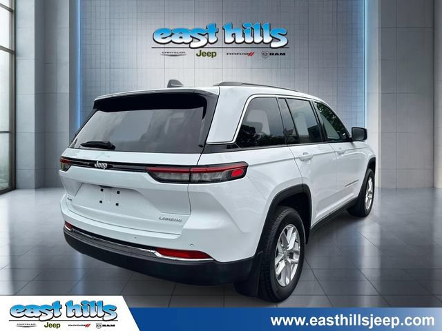 Certified 2025 Jeep Grand Cherokee Laredo X w/ Luxury Tech Group I AWD/4WD image 3