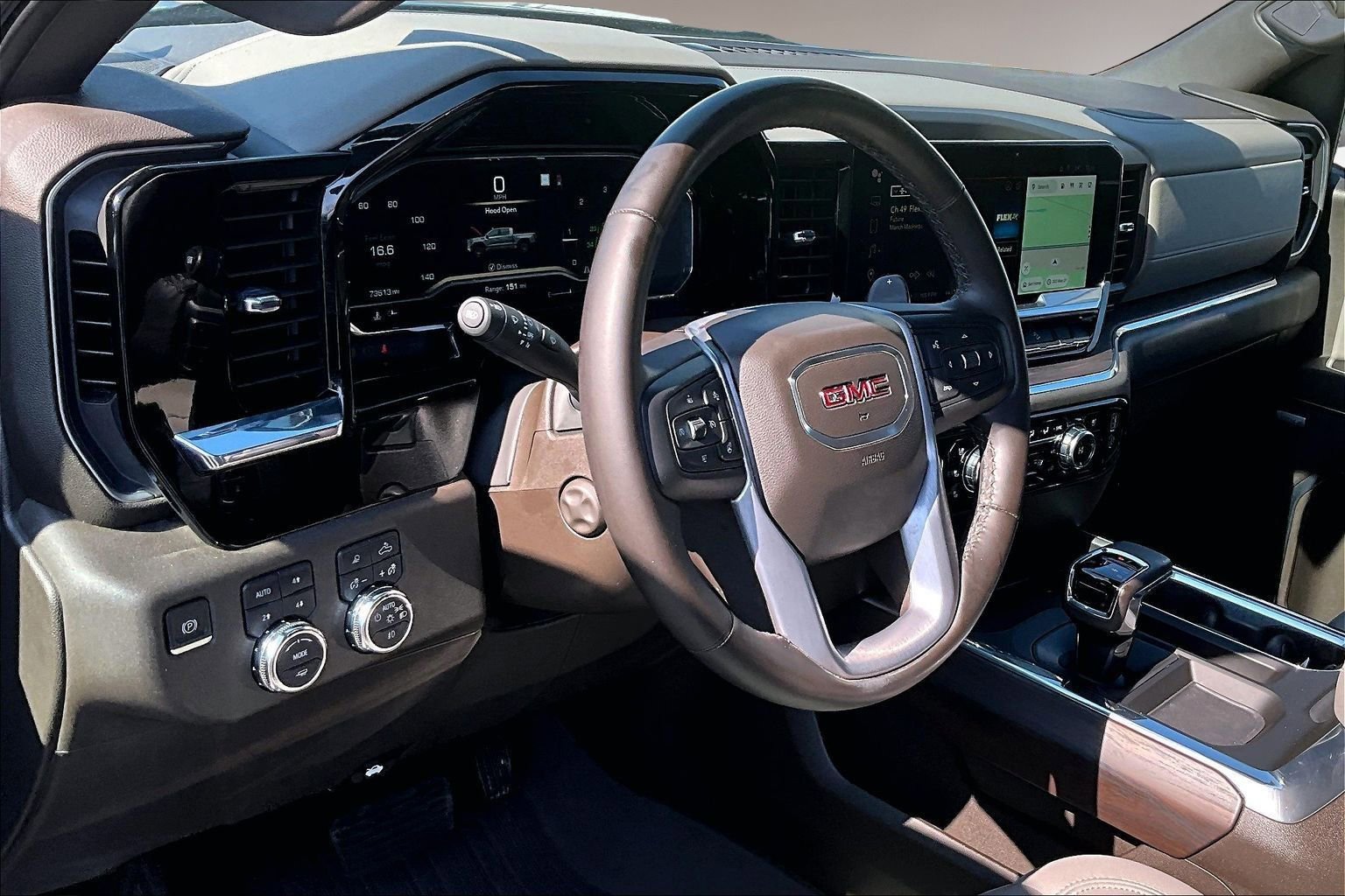 Used 2023 GMC Sierra 1500 SLT image 18