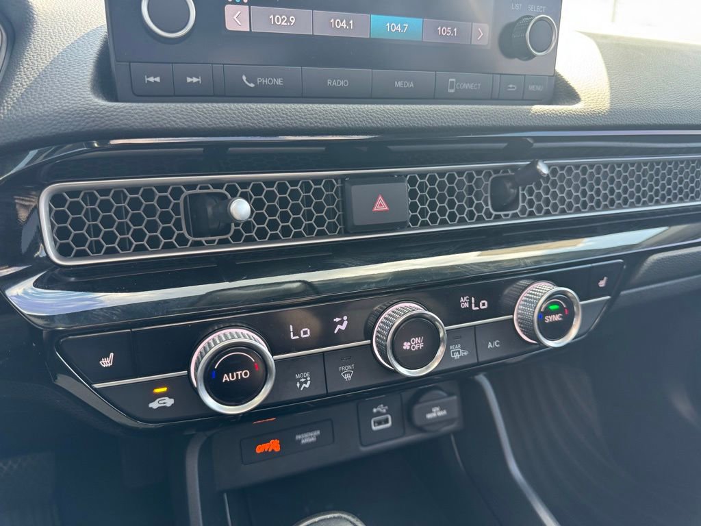 Used 2022 Honda Civic EX image 13