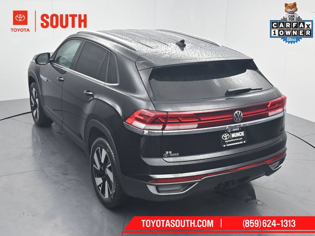 Used 2024 Volkswagen Atlas Cross Sport SE FWD image 57