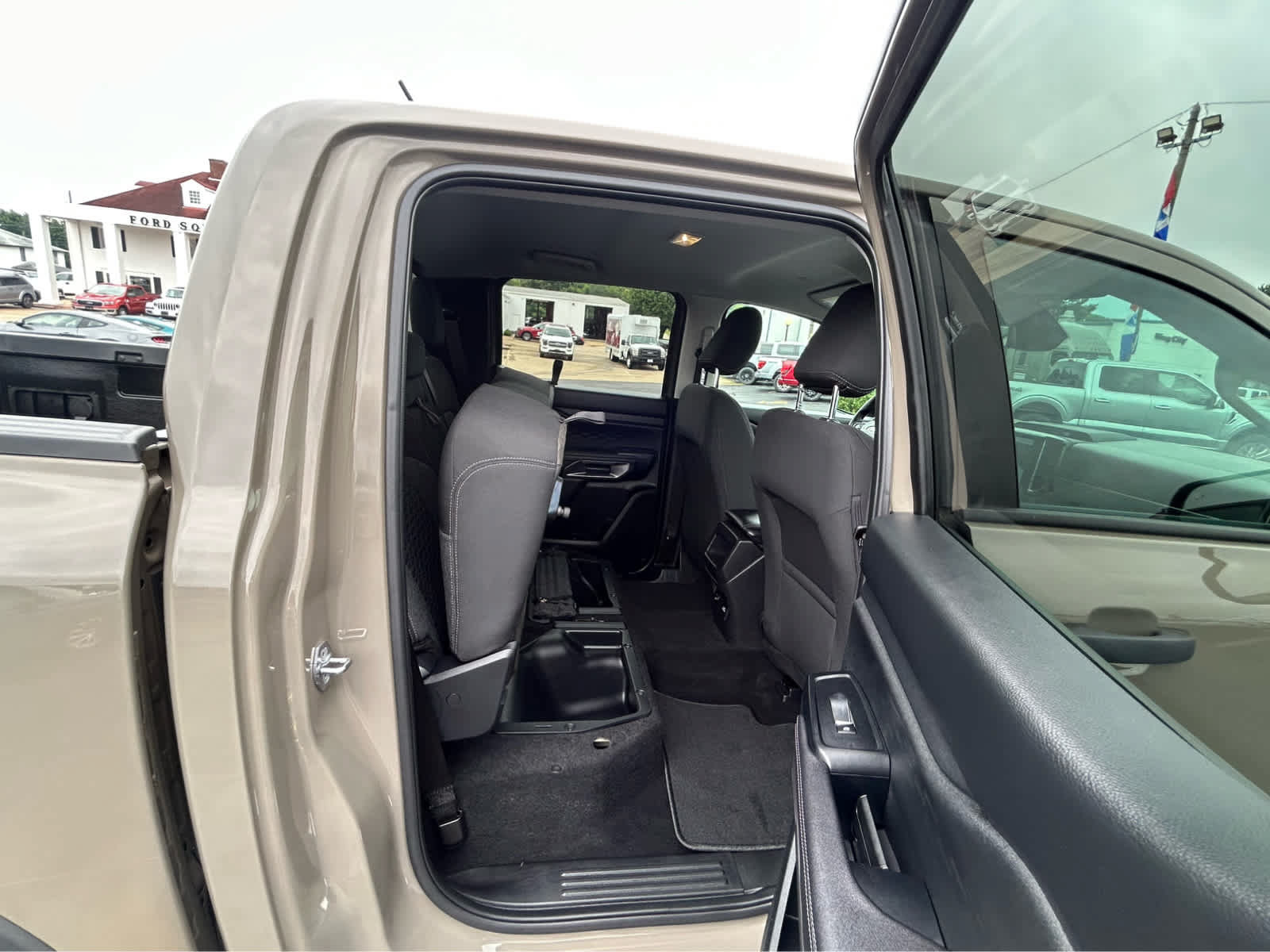 Used 2025 Ford Ranger XLT AWD/4WD image 10