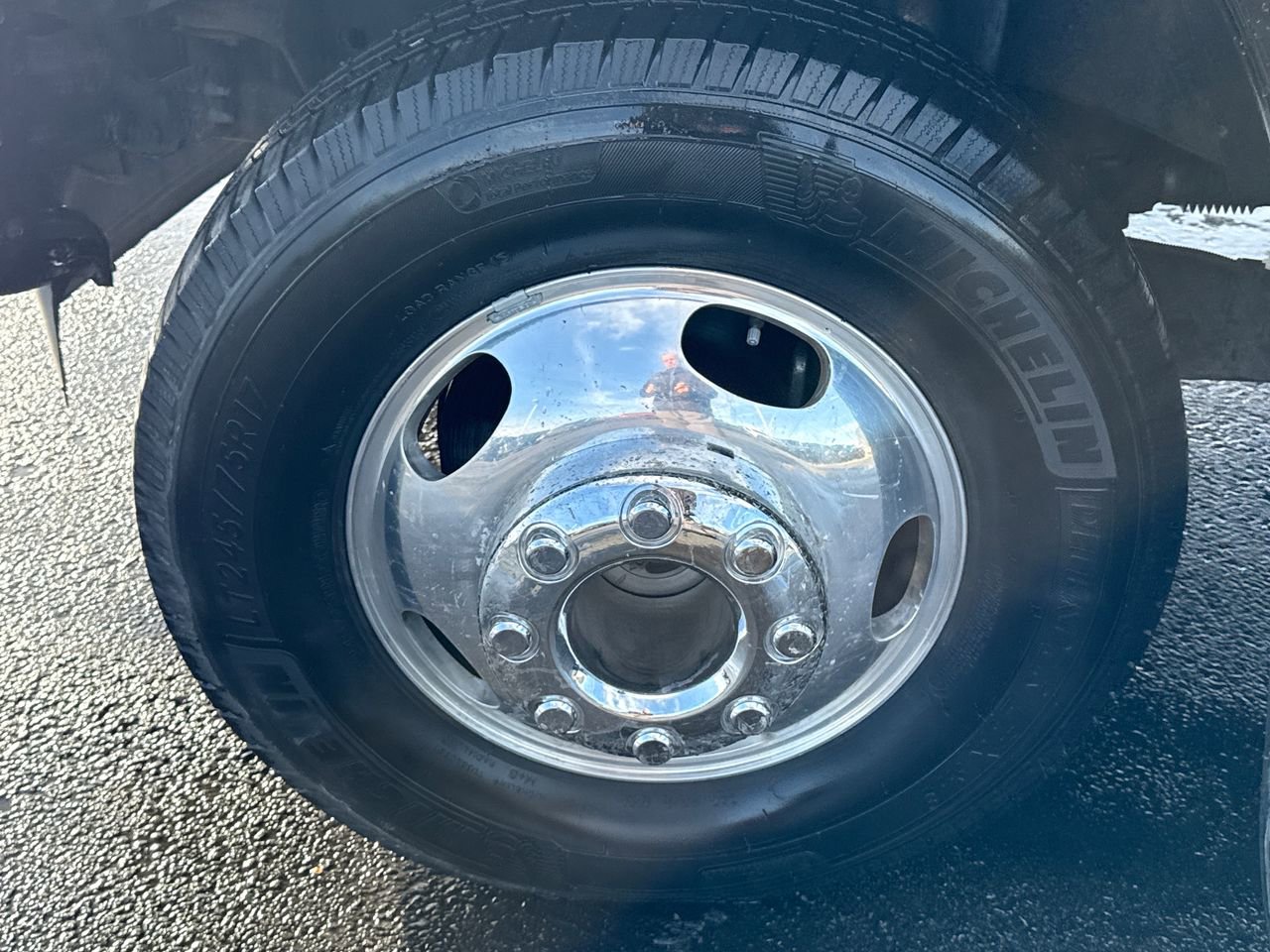 Used 2015 Ford F350 Lariat w/ Lariat Ultimate Package image 14