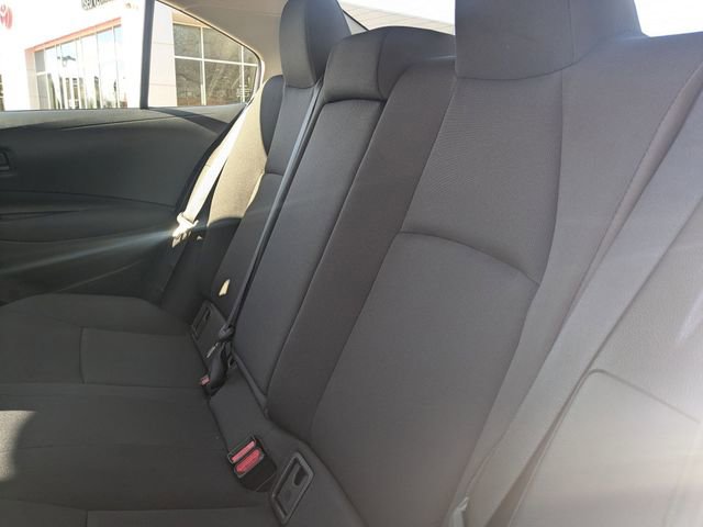 Used 2025 Toyota Corolla LE FWD image 27