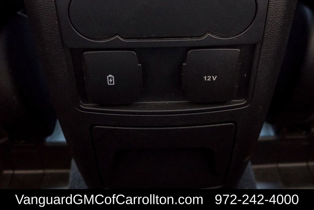 Used 2024 Ford Explorer XLT w/ Equipment Group 202A image 28