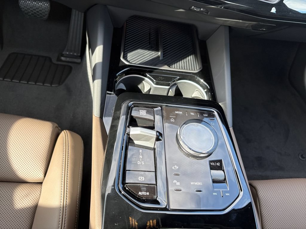 New 2027 BMW 530i xDrive w/ Premium Package AWD/4WD image 11