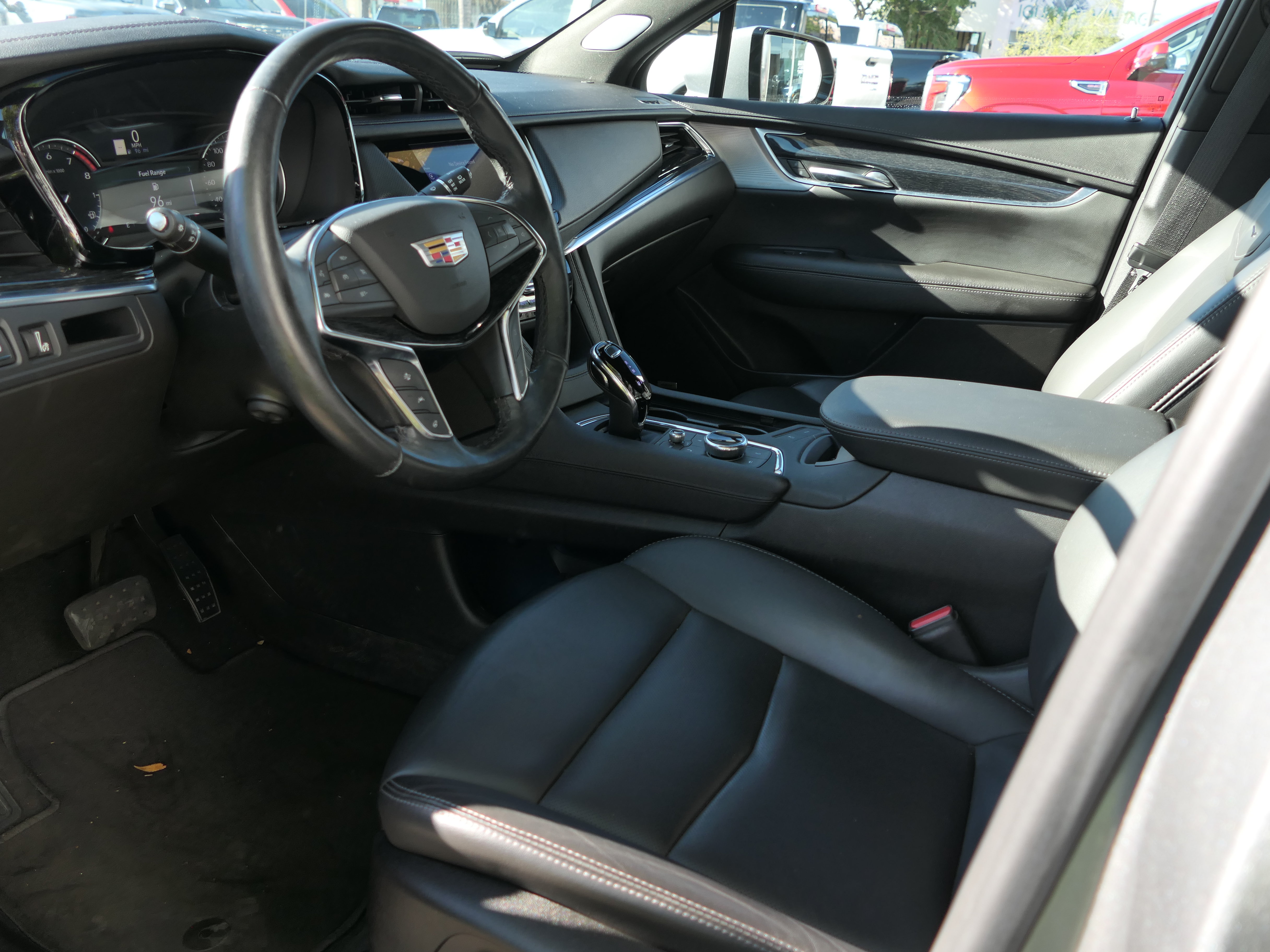 Certified 2023 Cadillac XT5 Premium Luxury FWD image 12
