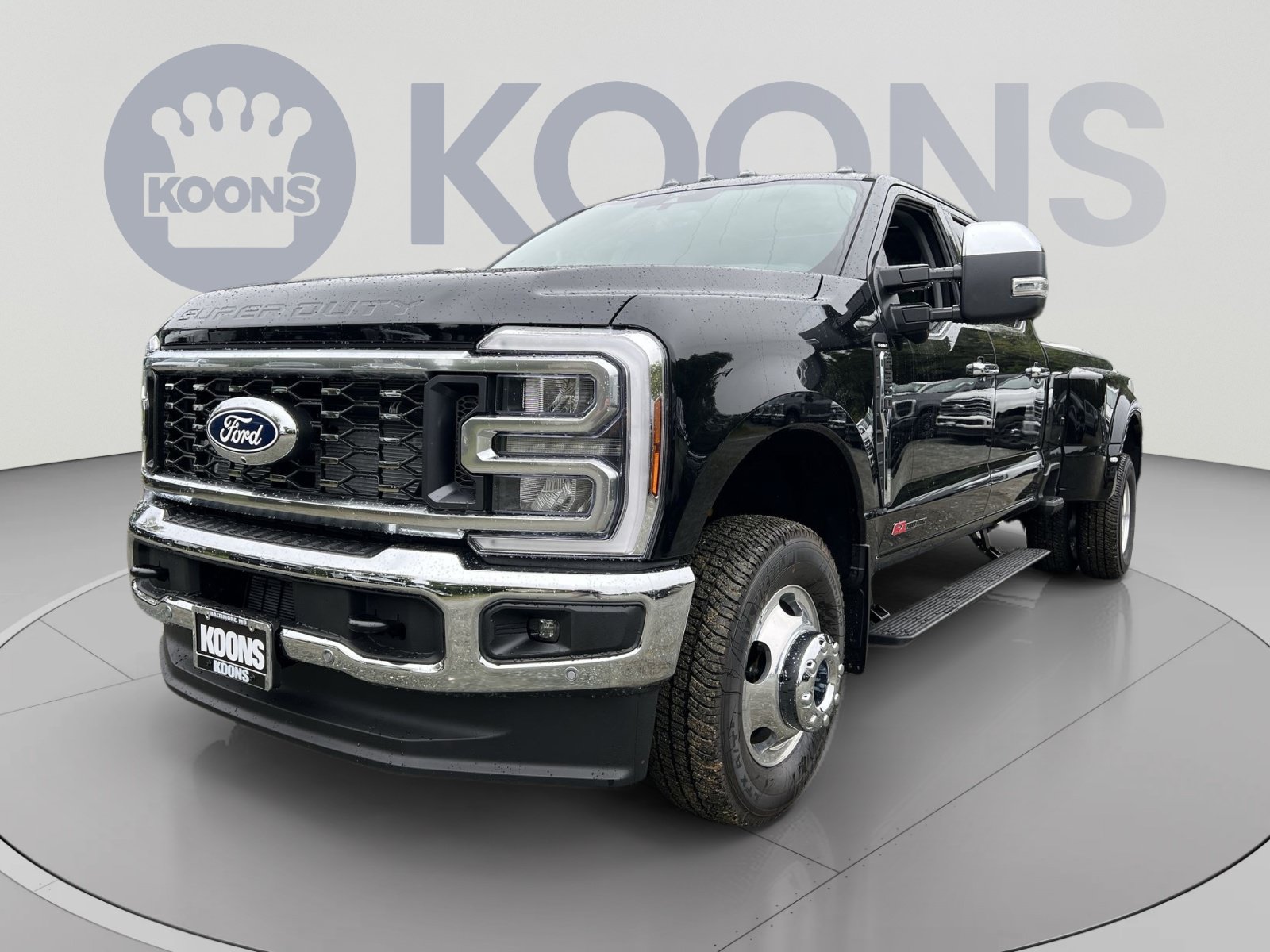 New 2027 Ford F350 Lariat w/ Lariat Ultimate Package