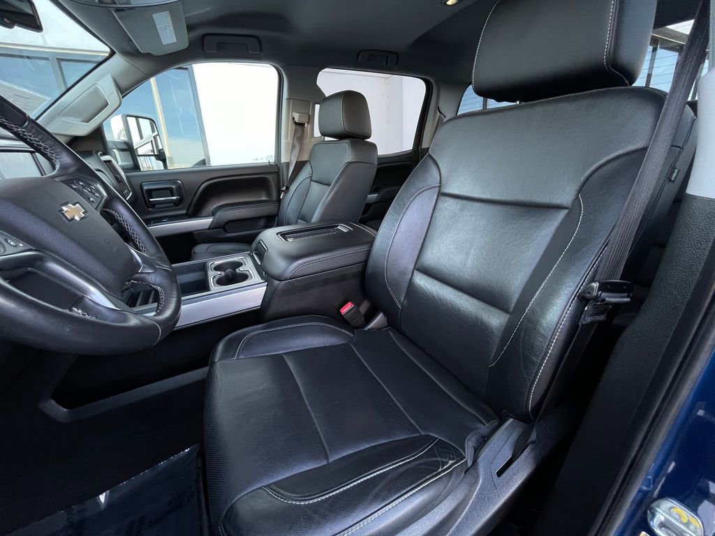 Used 2017 Chevrolet Silverado 2500 LTZ w/ LTZ Plus Package image 13