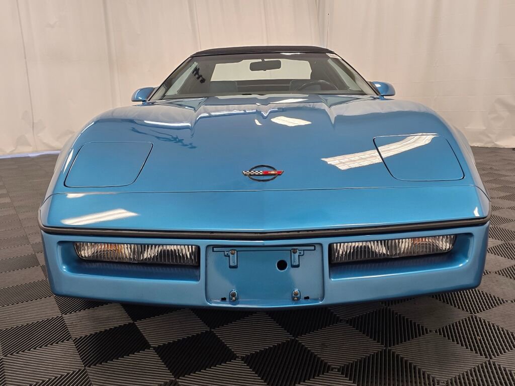 Used 1988 Chevrolet Corvette Convertible image 8