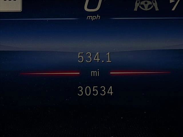 Used 2022 Mercedes-Benz EQS 580 4MATIC Sedan image 9