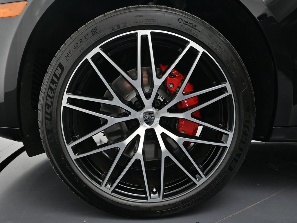 New 2026 Porsche Macan S image 26