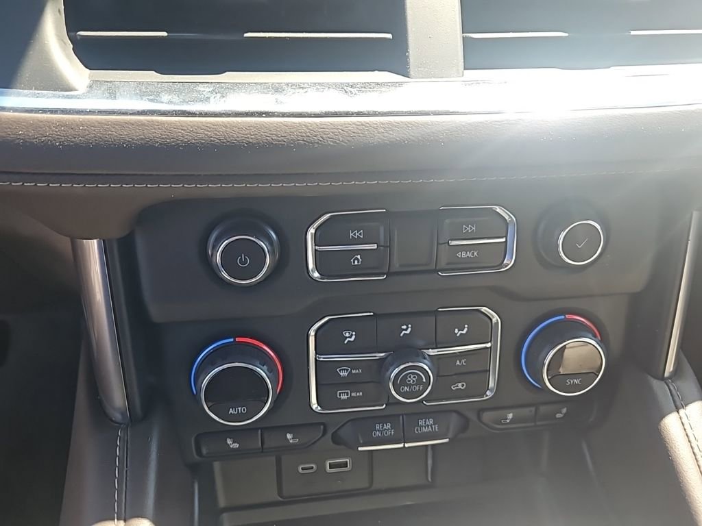 Used 2024 Chevrolet Tahoe LT image 19