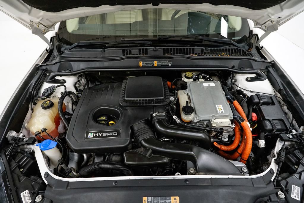 Used 2014 Ford Fusion SE w/ Equipment Group 502A image 3