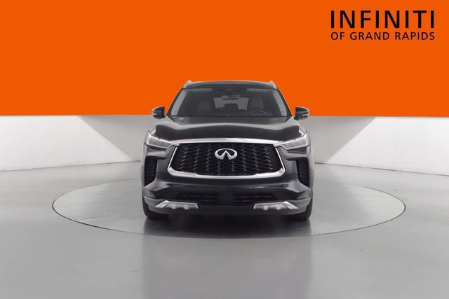 Used 2023 INFINITI QX60 Sensory image 2
