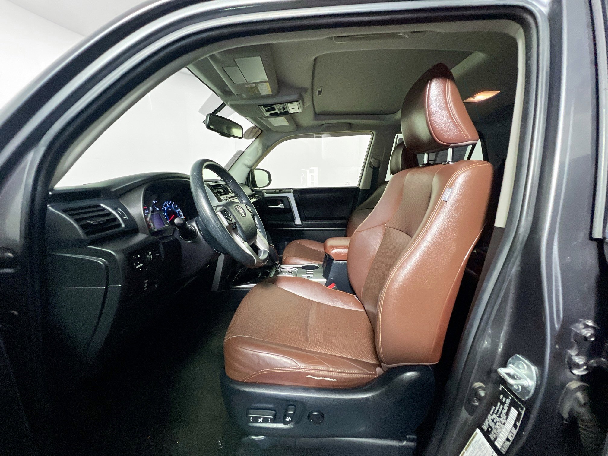 Used 2017 Toyota 4Runner Limited RWD image 14