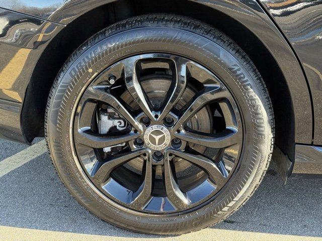 Used 2015 Mercedes-Benz C 300 4MATIC Sedan image 5