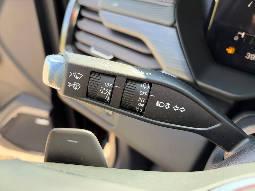 Used 2024 GMC Acadia AT4 w/ Luxury Package AWD/4WD image 41