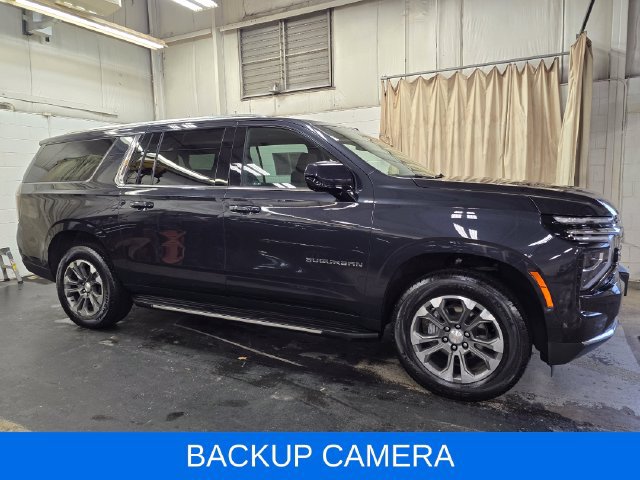 Used 2025 Chevrolet Suburban LS AWD/4WD image 7
