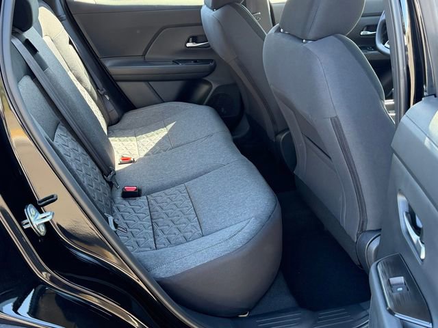 New 2026 Nissan Kicks SV w/ Cold Weather Package FWD image 23