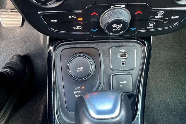 Used 2021 Jeep Compass Latitude AWD/4WD image 16