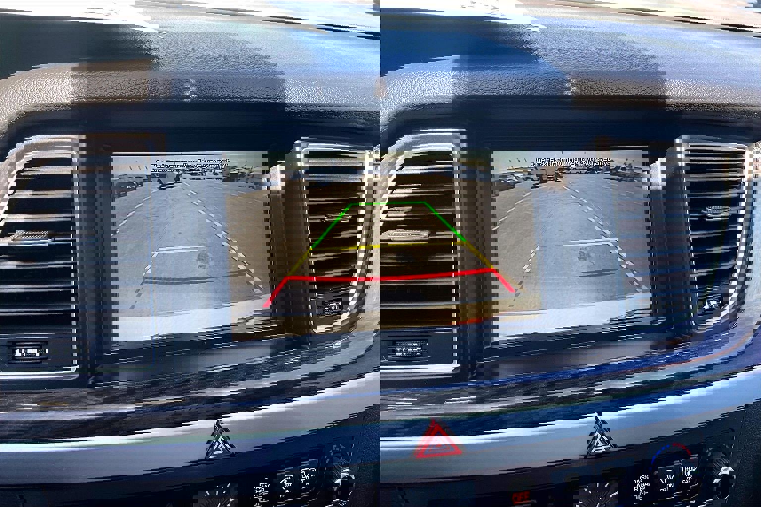 Used 2017 Genesis G80 3.8 image 21