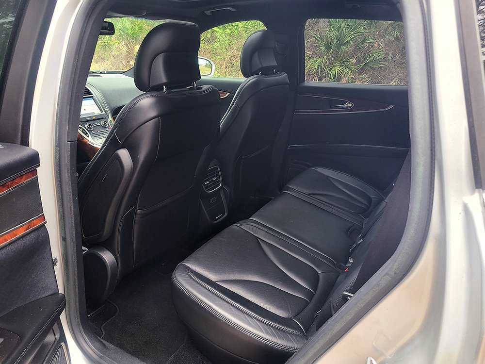 Used 2017 Lincoln MKX Reserve image 17