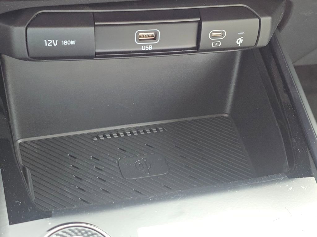 New 2025 Kia Niro EX image 8