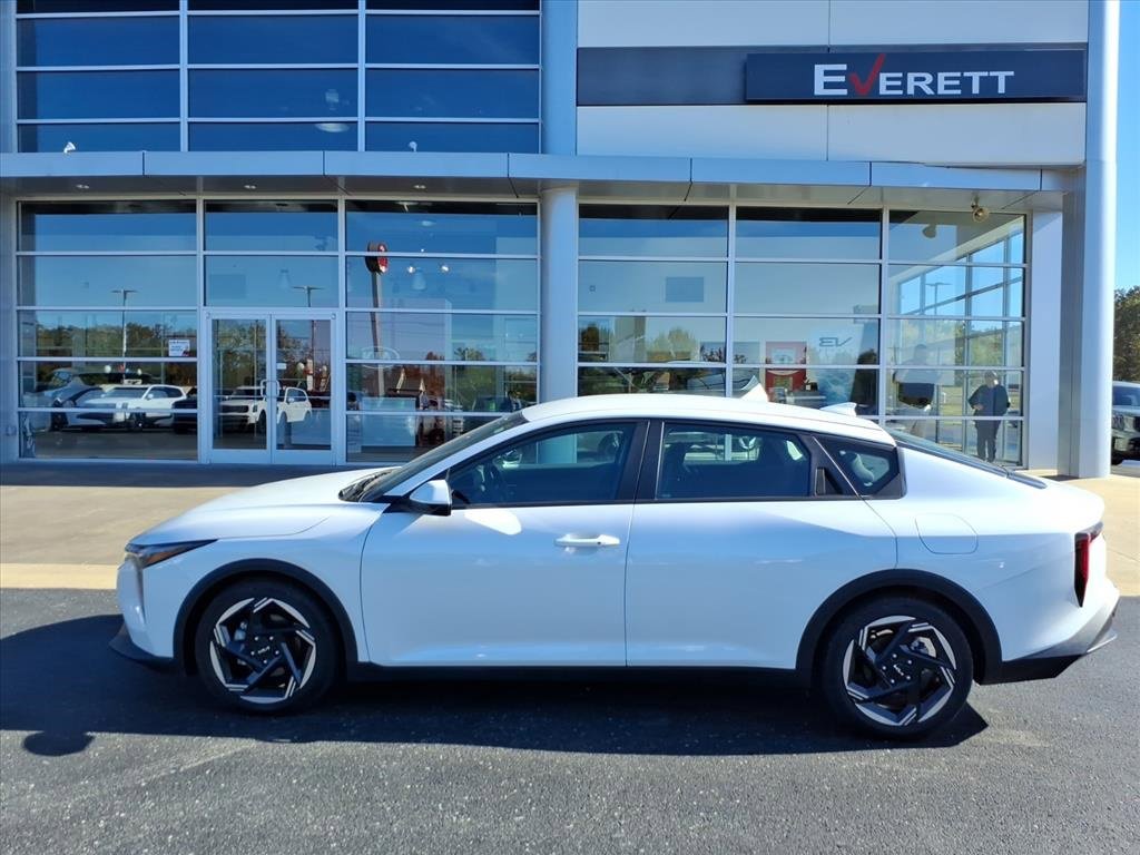 Used 2025 Kia K4 EX image 5