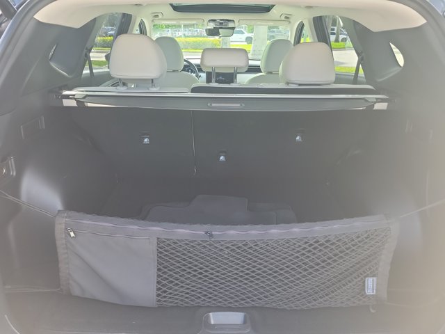 Used 2022 Hyundai Tucson Limited FWD image 11