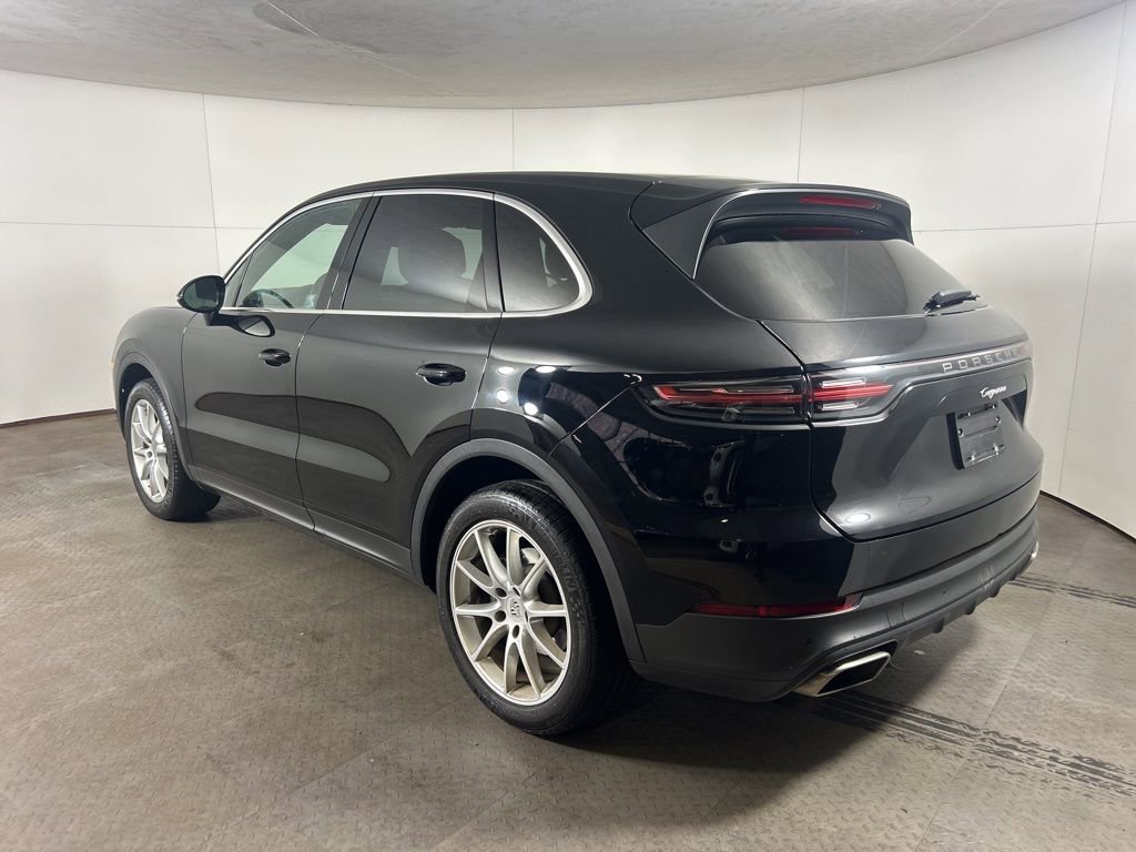 Certified 2022 Porsche Cayenne image 3