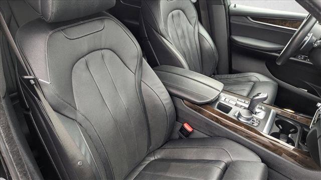 Used 2018 BMW X5 xDrive50i image 29
