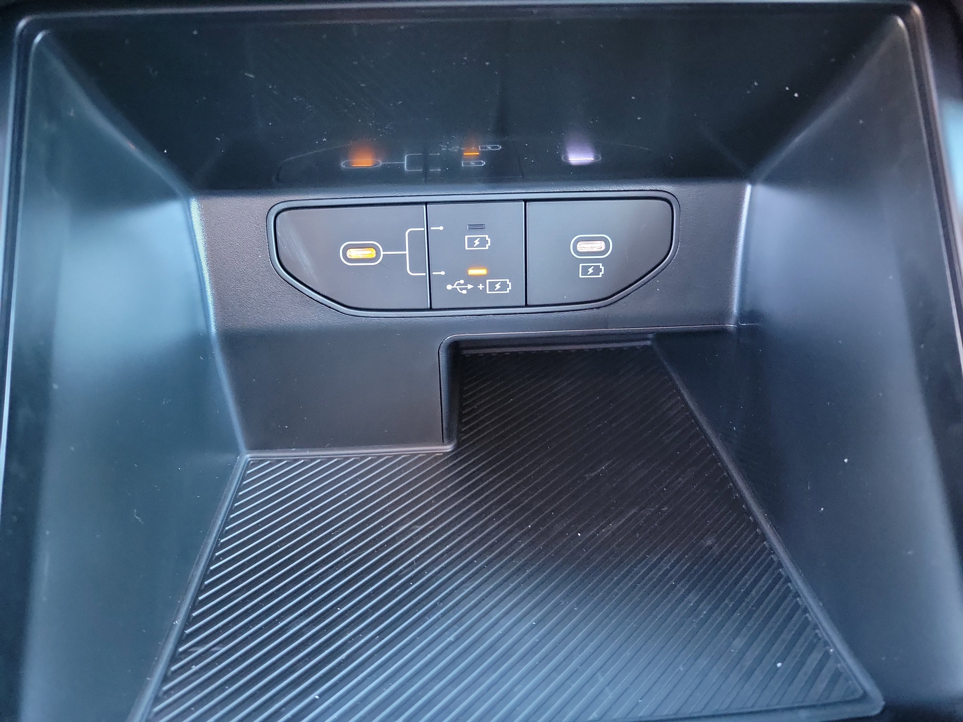 New 2026 Kia Sorento LX FWD image 11