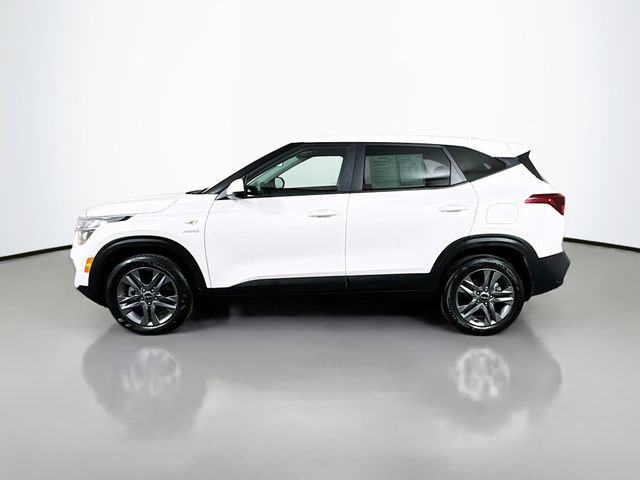 Used 2023 Kia Seltos LX image 5