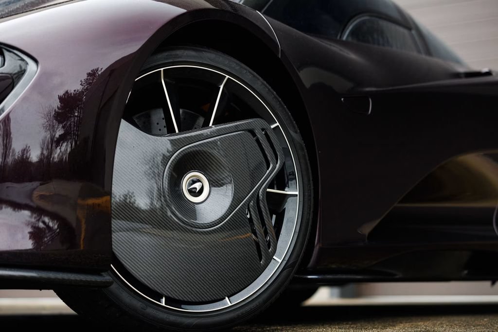 Used 2020 McLaren Speedtail RWD image 56