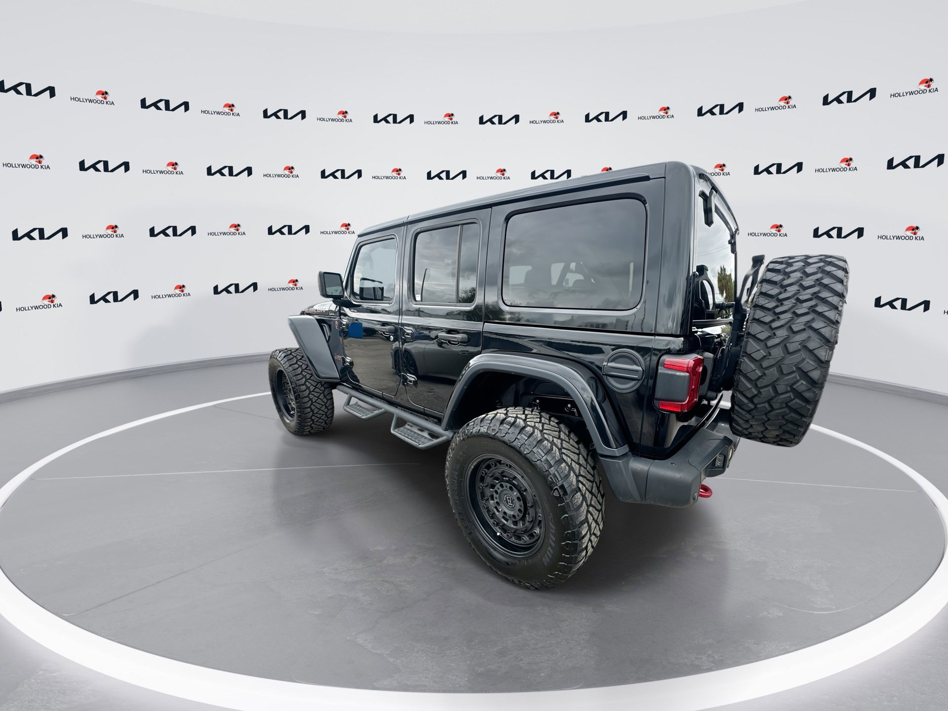 Used 2021 Jeep Wrangler Unlimited Rubicon image 6