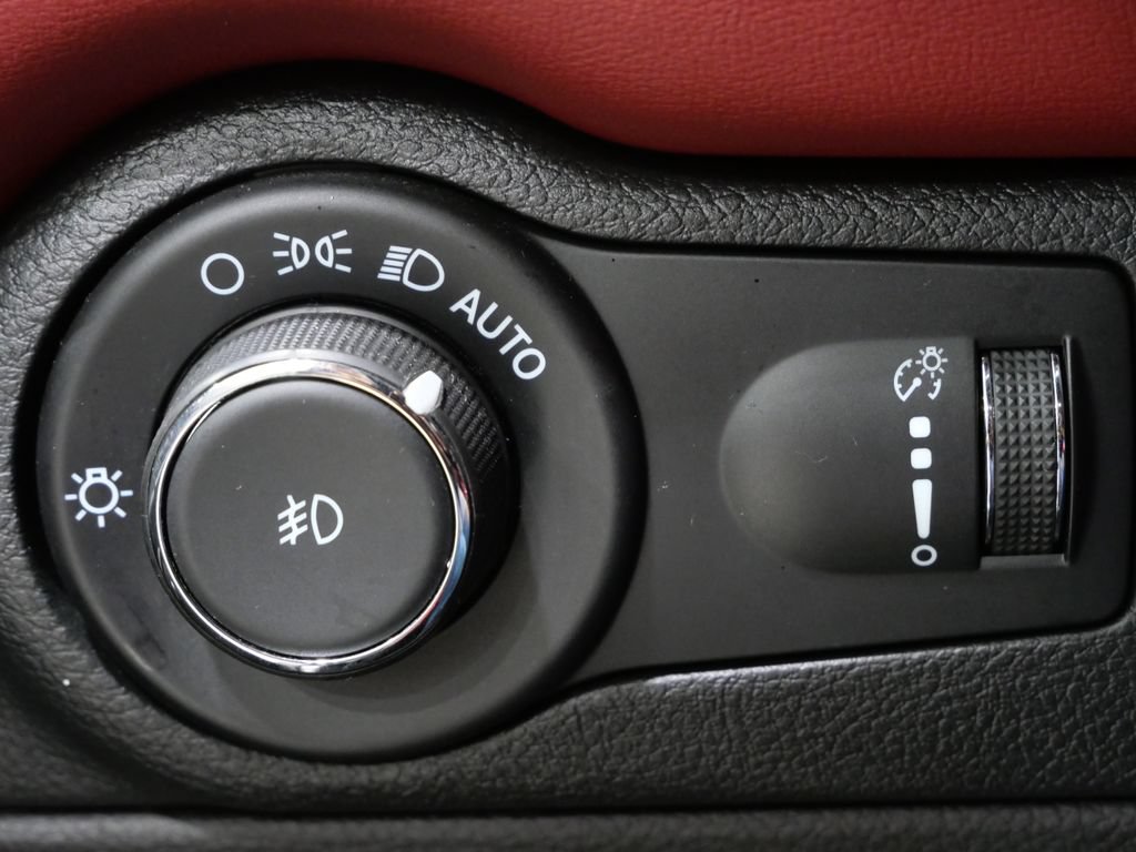 Used 2023 Dodge Durango SRT AWD/4WD image 15