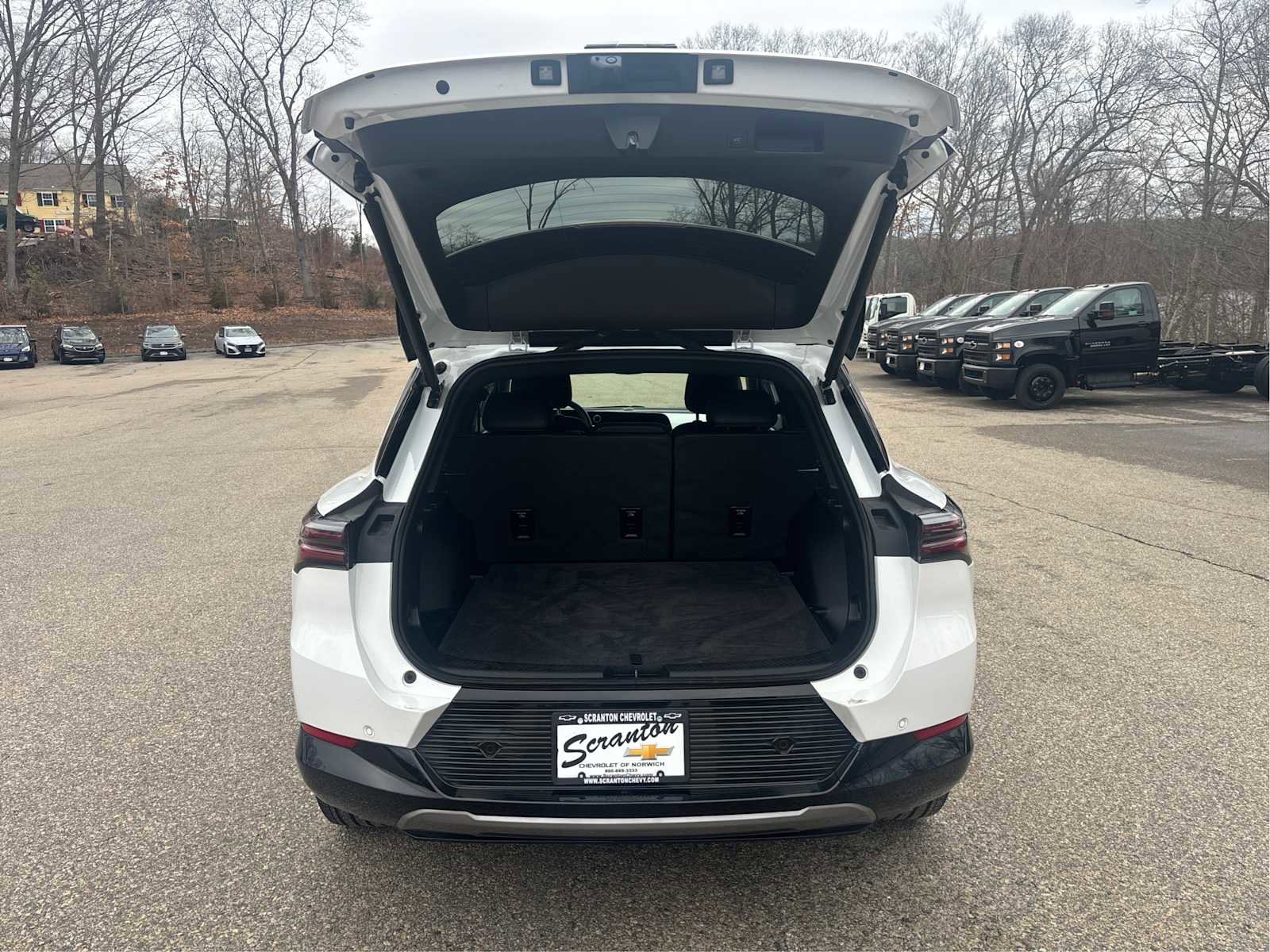 Certified 2025 Chevrolet Equinox EV LT image 13