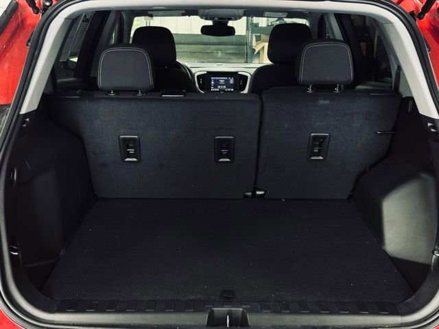 Used 2024 GMC Terrain SLE image 10