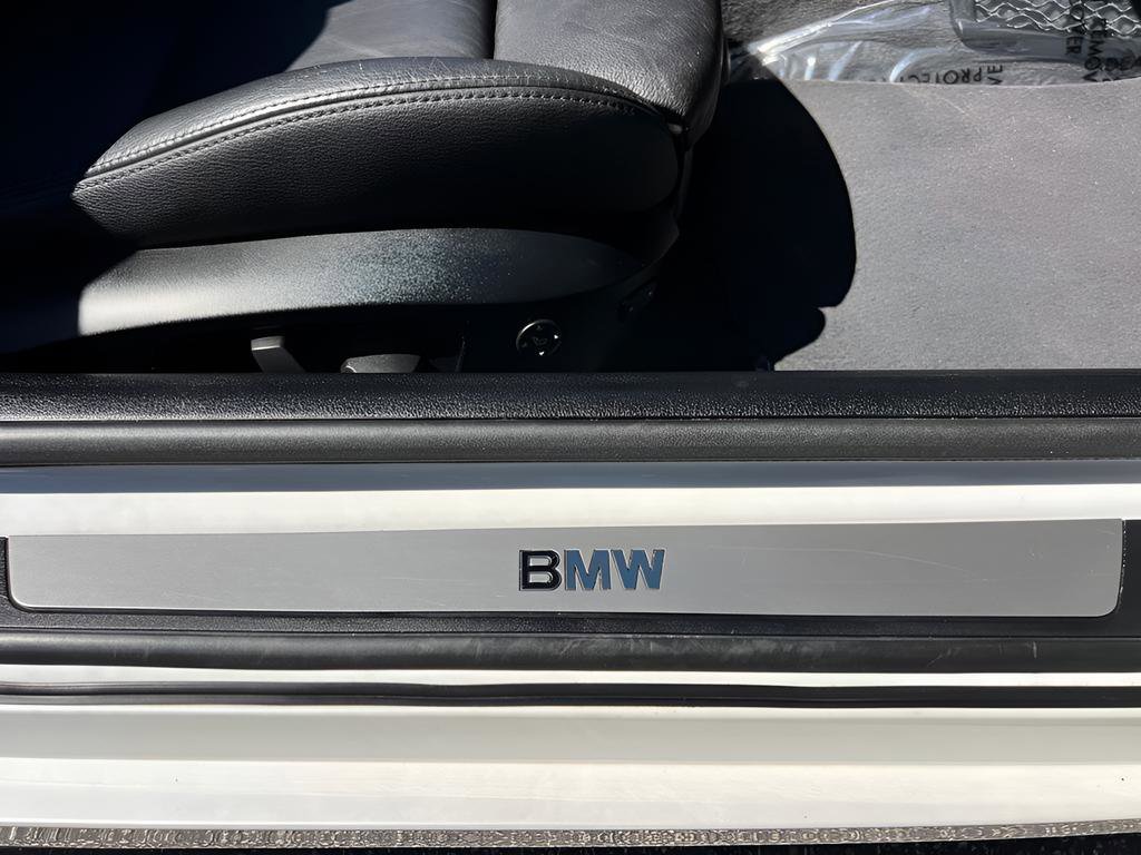 Used 2015 BMW Z4 sDrive35i RWD image 21